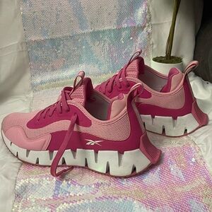 REEBOK Women's Running Shoes Zig Dynamic Hot Pink White Sneakers Sz 6.5